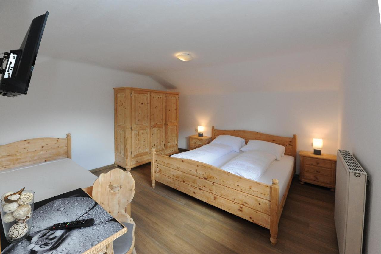 Chalet Gloria - Doppel- Und Mehrbettzimmer Bruck an der Grossglocknerstrasse Exterior photo